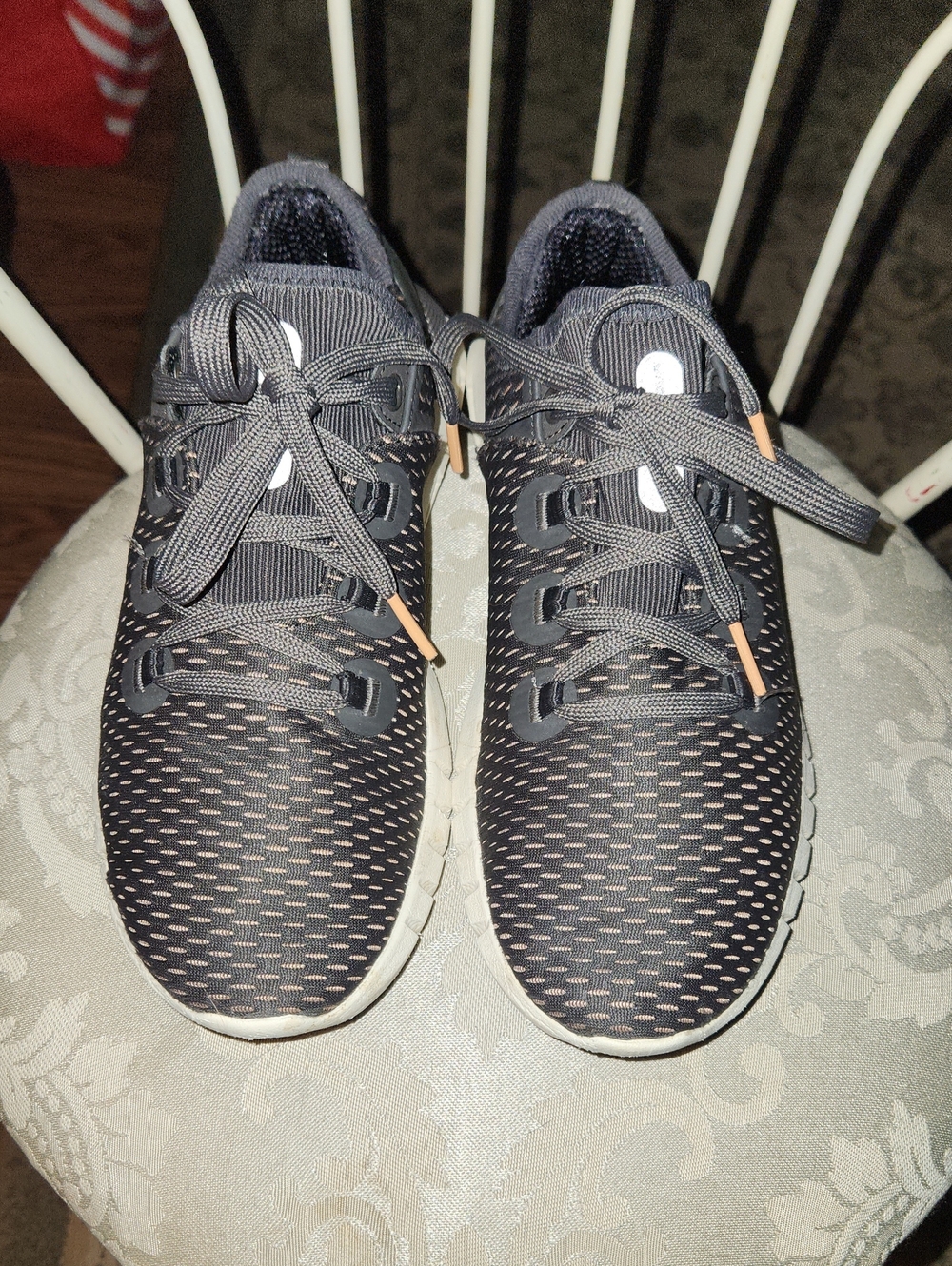 Under Armour Hover womans/ mens Black and gray